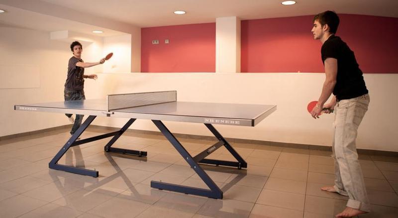 Apartament Residencia Estudiantes Onix Barcelona Zewnętrze zdjęcie