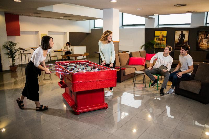 Apartament Residencia Estudiantes Onix Barcelona Zewnętrze zdjęcie